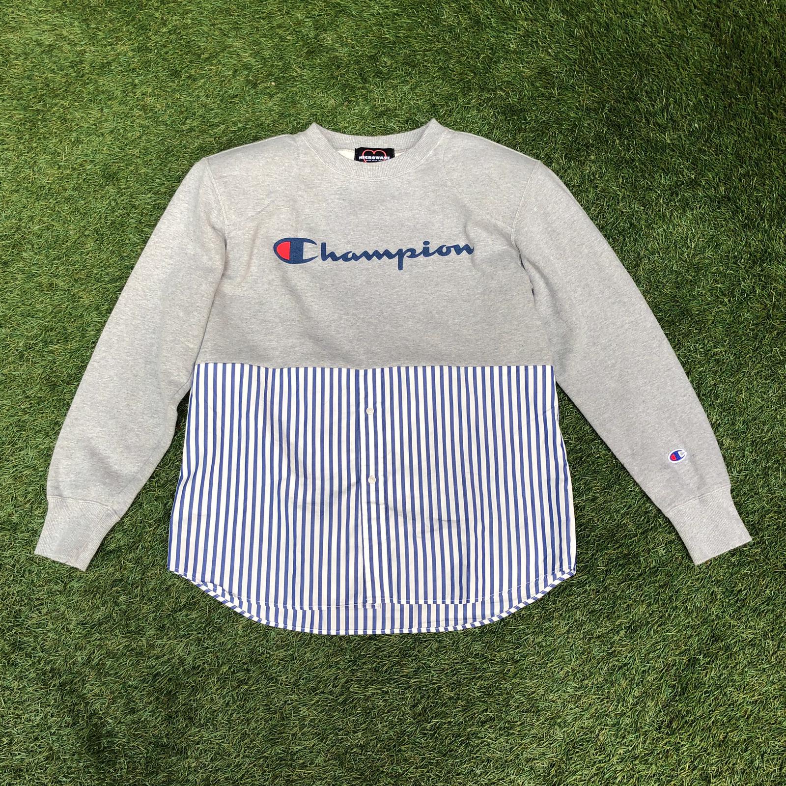 CHAMPION PATCHED SWEATSHIRT