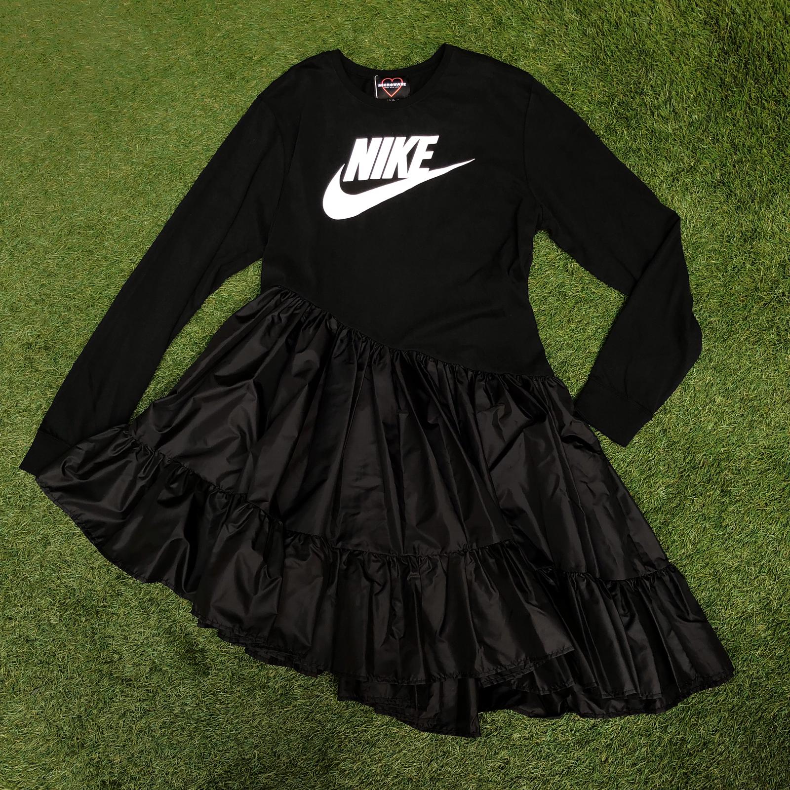 NIKE LONG SLEEVE FRILL TEE DRESS